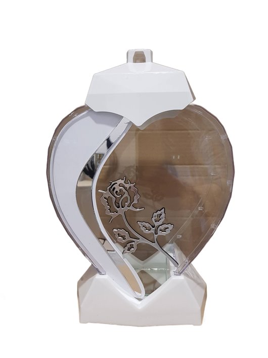 Elegancka biała kapliczka z srebrną różą serce 34cm
