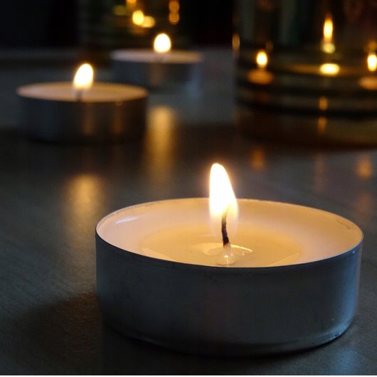 Świeca tealight parafinowa bezzapachowa Aura 50 szt.