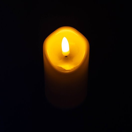 Świeca LED na baterie ciepła barwa 5* 9,5 cm stały płomień