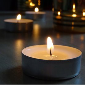 Świeca tealight parafinowa bezzapachowa Aura 50 szt.