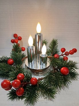 ŚWIECA LED POTRÓJNA SREBRNA STAŁY PŁOMIEŃ 7,5cm*13cm